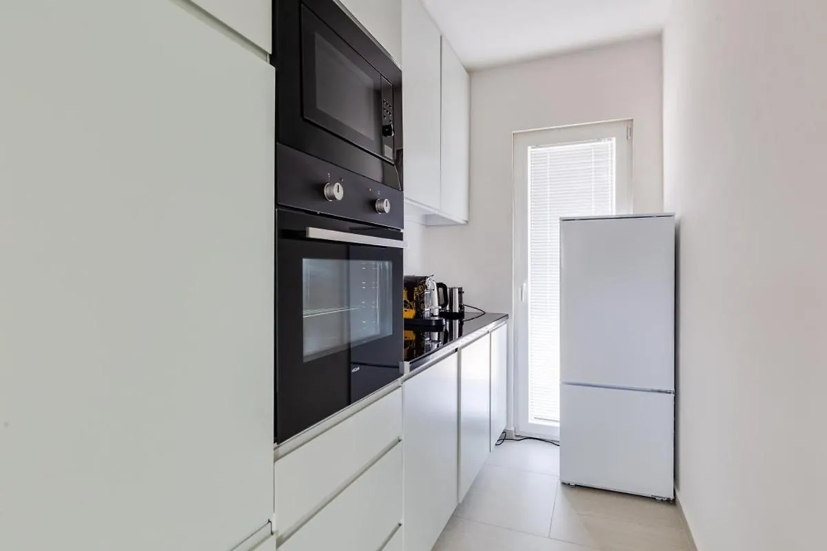 Villa Kotari In Zemunik Gornji - Haus Fuer 10-12 Personen Gornji Zemunik